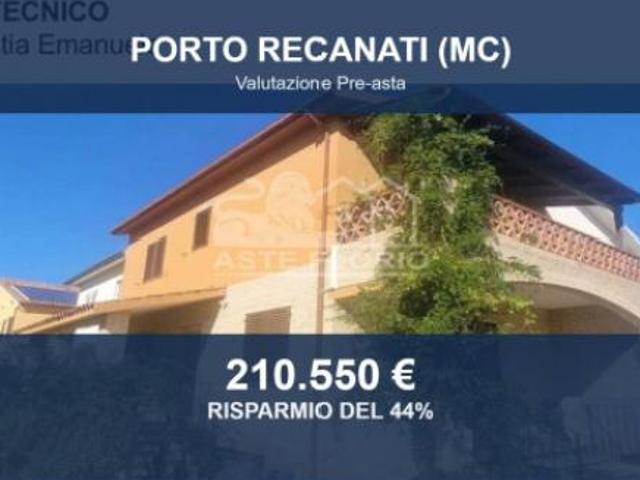Villa Indipendente in vendita a Marche, Macerata