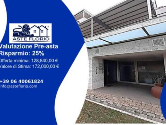 Ufficio in vendita a Zona Industriale Bore Tesino, Marche
