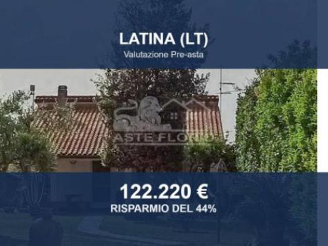 Villa Indipendente in vendita a Latina, Lazio