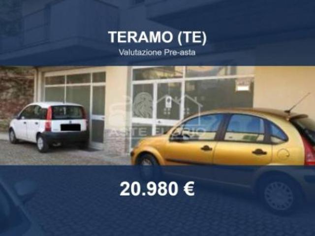 Ufficio in vendita a Teramo