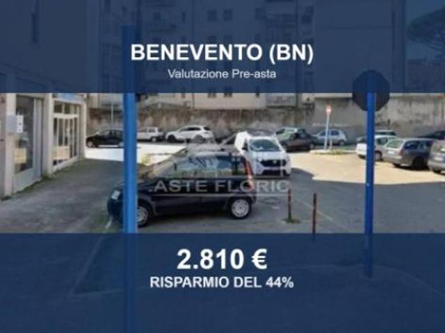 Box in vendita a Benevento, Campania