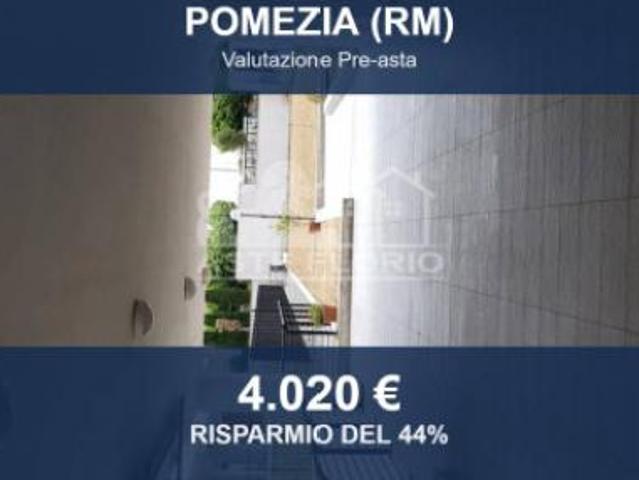 Box in vendita a Primavera, Roma Capitale