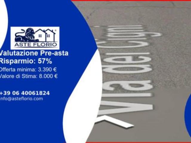 Box in vendita a Comunità Montana del Piambello, Porto Ceresio