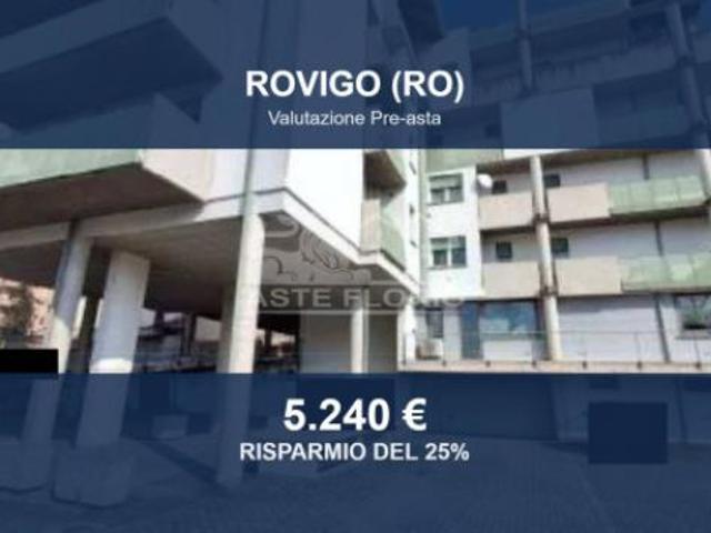 Box in vendita a Commenda, Rovigo