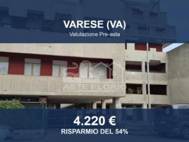 Box in vendita a Velate, Varese