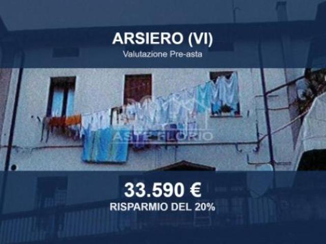 Capannone in vendita a Arsiero, Veneto