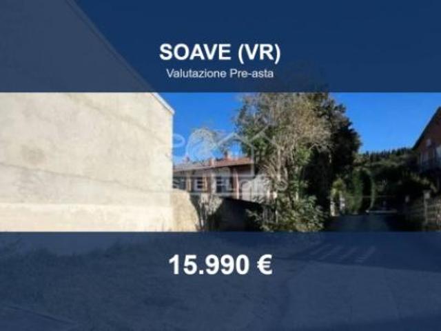 Terreno in vendita a Soave, Veneto