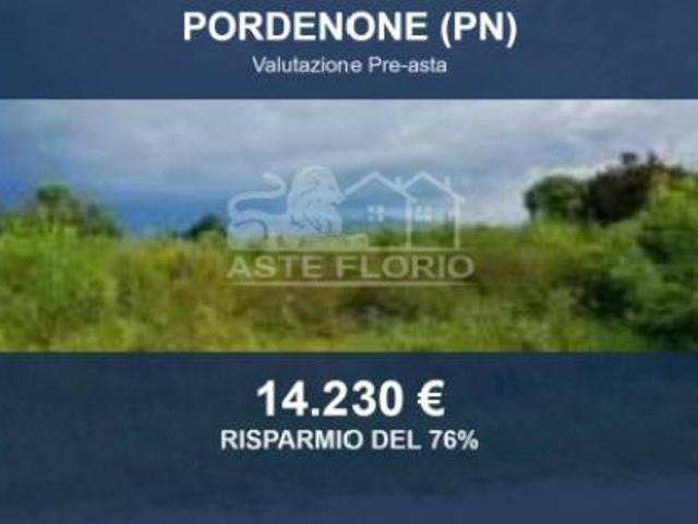 Terreno in vendita a Pordenone, Friuli-Venezia Giulia