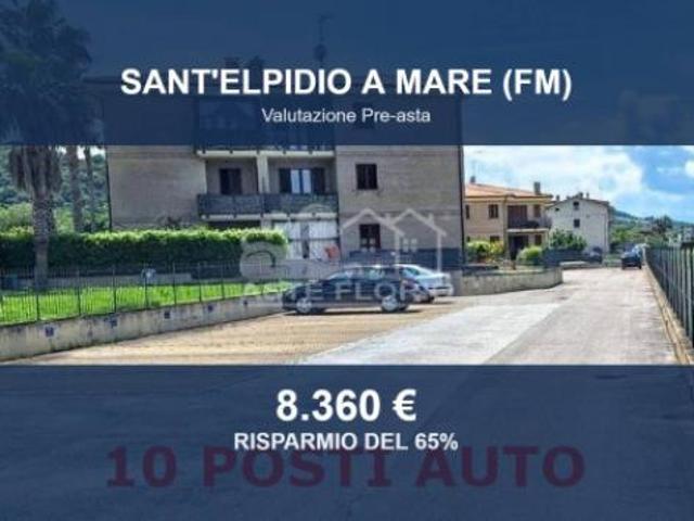 Box in vendita a Marche, Fermo