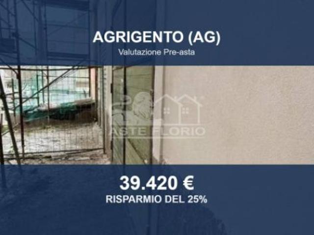 Capannone in vendita a Agrigento, Sicilia