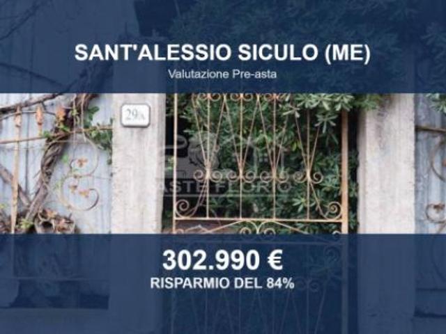 Locale Commerciale in vendita a Sant'Alessio Village, Sant'alessio Siculo