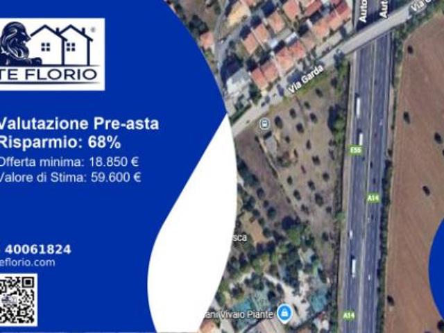 Terreno in vendita a Centro, Marche