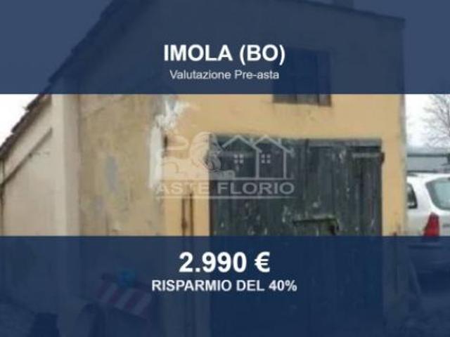 Box in vendita a Case Topa, Imola