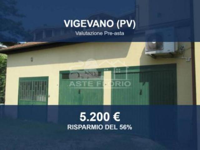 Box in vendita a Vigevano, Pavia