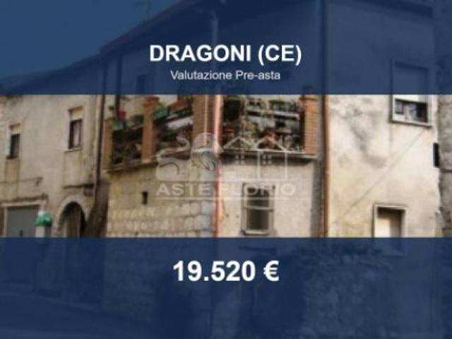 Villa Indipendente in vendita a Dragoni, Campania