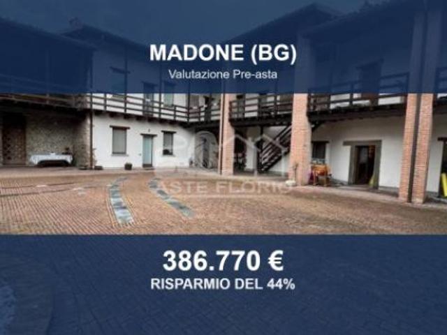 Terreno in vendita a Madone, Lombardia