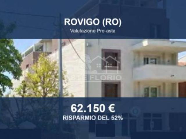 Locale Commerciale in vendita a Commenda, Rovigo