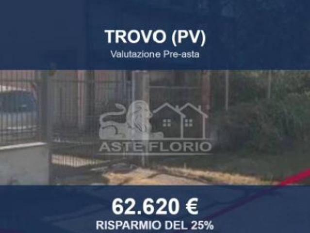Villa Indipendente in vendita a Trovo, Lombardia