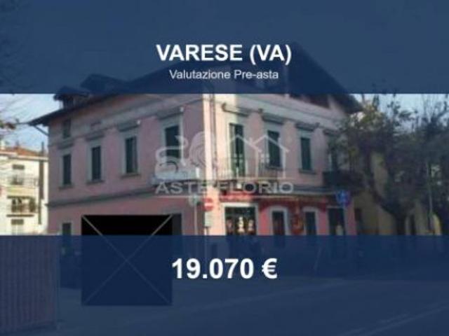 Capannone in vendita a Valle Olona, Varese