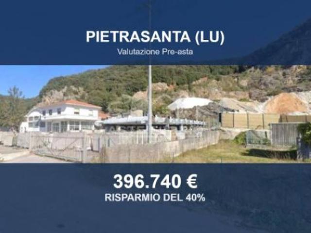Capannone in vendita a Tonfano, Toscana
