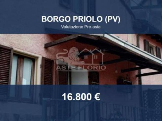 Villa Indipendente in vendita a Borgo Priolo, Lombardia