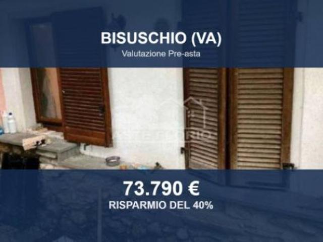 Villa Indipendente in vendita a Comunità Montana del Piambello, Bisuschio