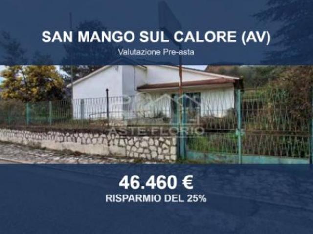 Locale Commerciale in vendita a San Mango Sul Calore, Campania