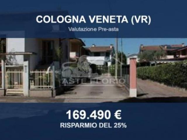 Villa Indipendente in vendita a Cologna Veneta, Veneto