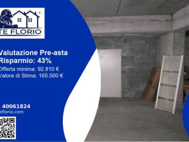 Capannone in vendita a Comunità montana Alta Valtellina, Valdidentro