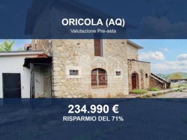 Capannone in vendita a Oricola, L'Aquila