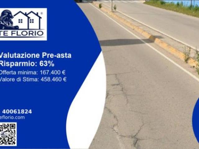 Capannone in vendita a Sant'Orsola, Cala Di Volpe