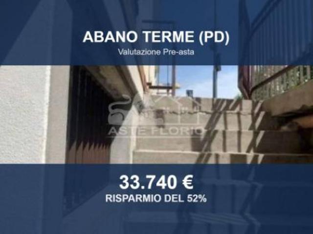 Capannone in vendita a Abano Terme, Padova