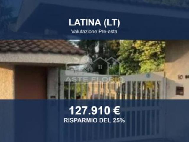 Villa Indipendente in vendita a Latina, Lazio