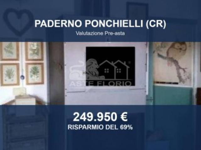 Capannone in vendita a Paderno Ponchielli, Lombardia