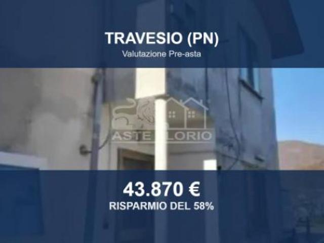 Villa Indipendente in vendita a Travesio, Friuli-Venezia Giulia