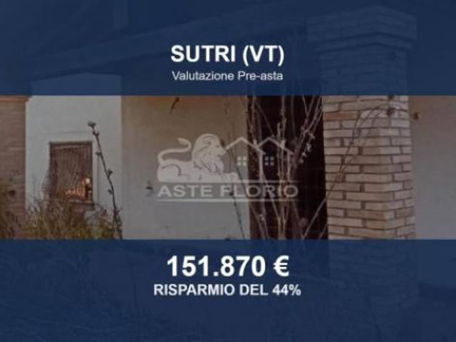 Villa Indipendente in vendita a Sutri, Lazio