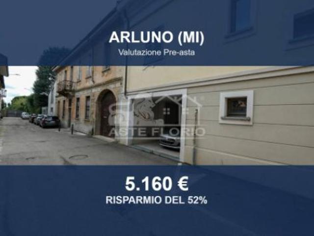 Box in vendita a Arluno, Lombardia
