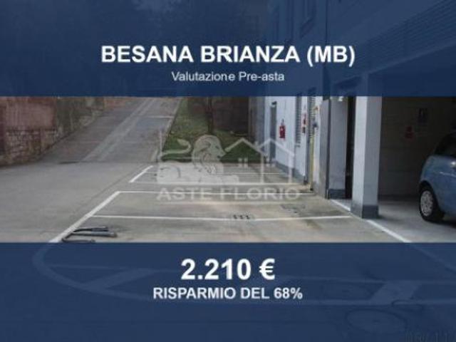 Box in vendita a Montesiro, Besana in Brianza