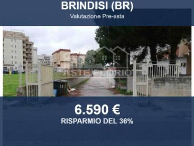 Box in vendita a Santa Chiara, Puglia