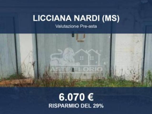 Box in vendita a Unione di comuni Montana Lunigiana, Licciana Nardi