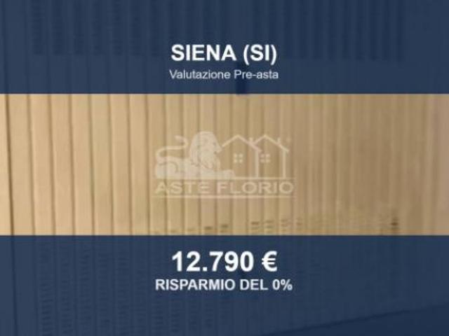 Box in vendita a Ravacciano, Siena