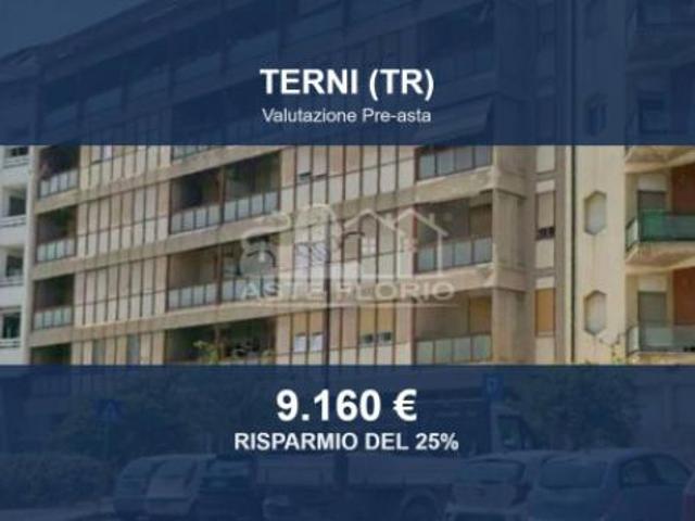 Box in vendita a Terni, Umbria