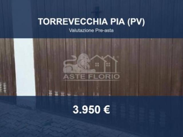 Box in vendita a Torrevecchia Pia, Lombardia