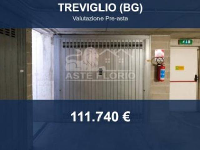 Box in vendita a Treviglio, Lombardia
