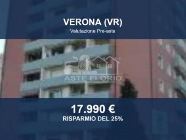Capannone in vendita a San Felice Extra, Brenzone
