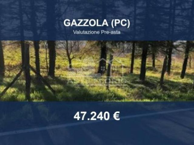 Terreno in vendita a Gazzola, Piacenza