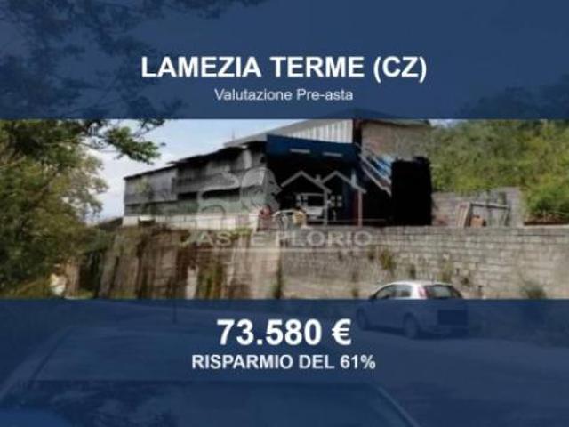 Capannone in vendita a Calabria, Catanzaro