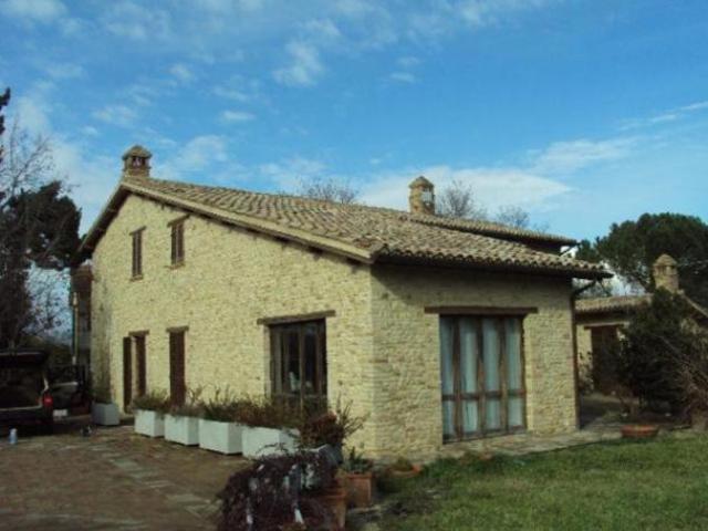 Villa Indipendente in vendita a Montefalco, Umbria