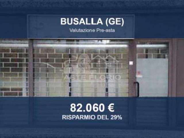 Locale Commerciale in vendita a Busalla, Genova