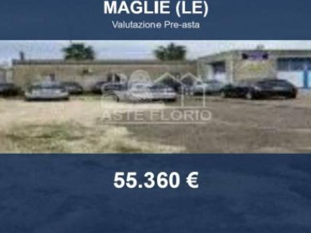 Locale Commerciale in vendita a Puglia, Lecce